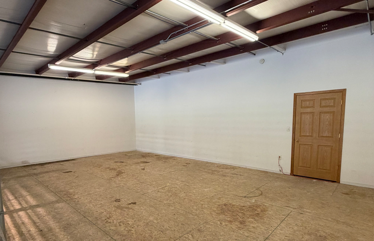 330 Commerce Parkway W Dr 3