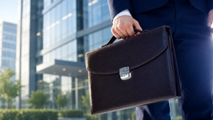 Commercial Real Estate Operations & Brokerage Coordinator
